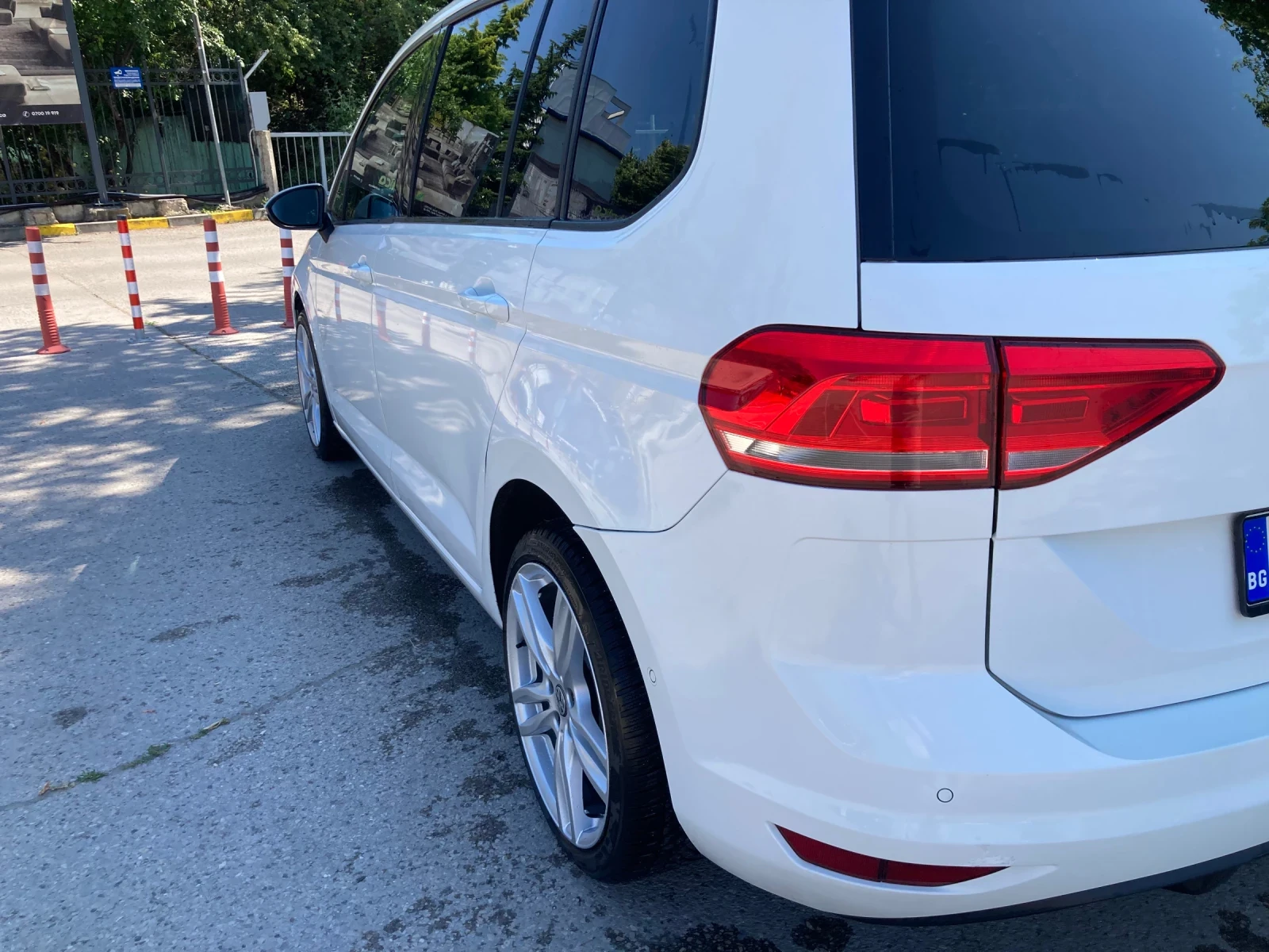 VW Touran, снимка 4 - Автомобили и джипове - 55055155