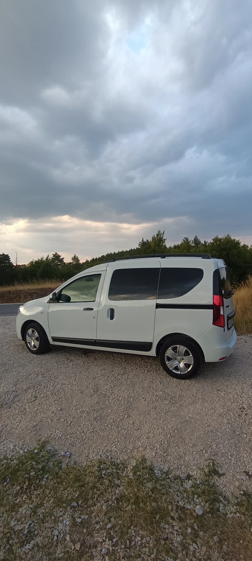 Dacia Dokker 1.5 dci , снимка 5 - Автомобили и джипове - 55190851