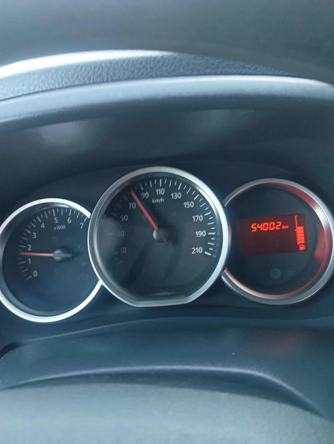 Dacia Dokker 1.5 dci , снимка 8 - Автомобили и джипове - 55190851