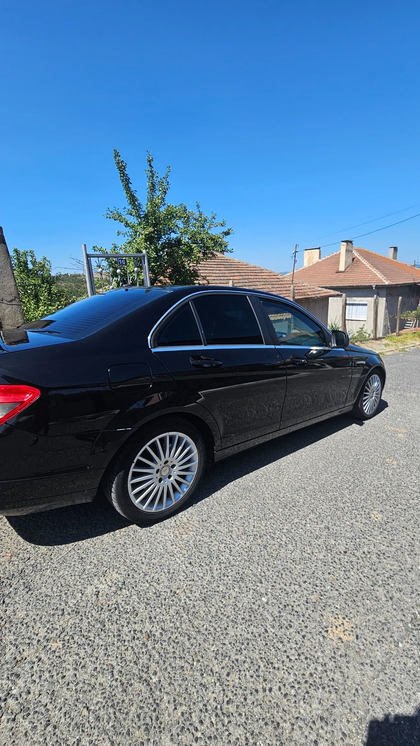 Mercedes-Benz C 220, снимка 3 - Автомобили и джипове - 55484668