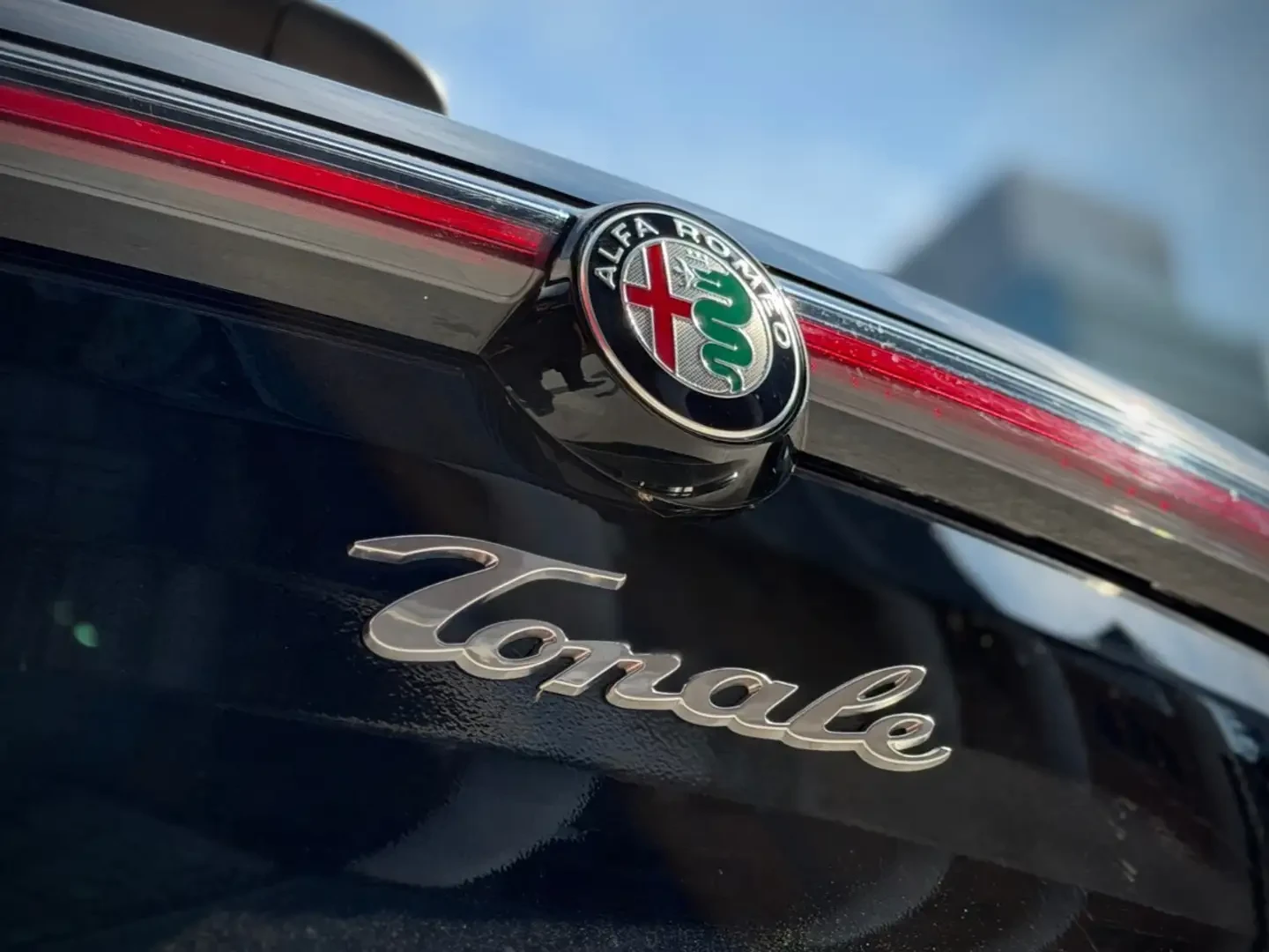 Alfa Romeo Tonale Veloce: PHEV Vent Seats 360 Camera Harman/Kardon E | Mobile.bg � ����������� 8