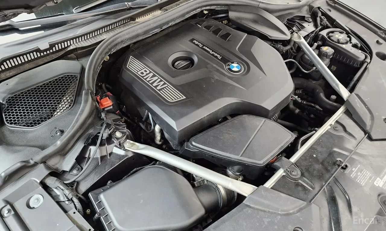 BMW 530 i xDrive M Sport* ФИКСИРАНА ЦЕНА* , снимка 6 - Автомобили и джипове - 56104112