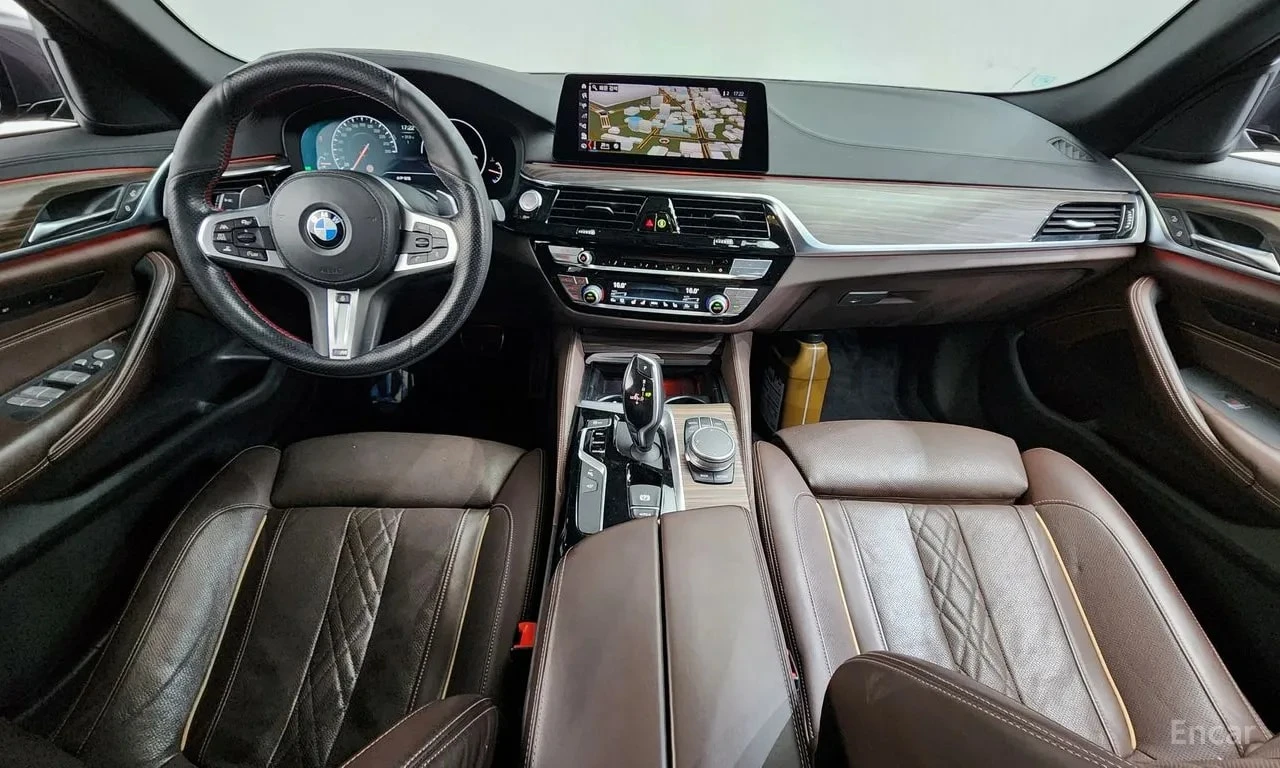 BMW 530 i xDrive M Sport* ФИКСИРАНА ЦЕНА* , снимка 7 - Автомобили и джипове - 56104112