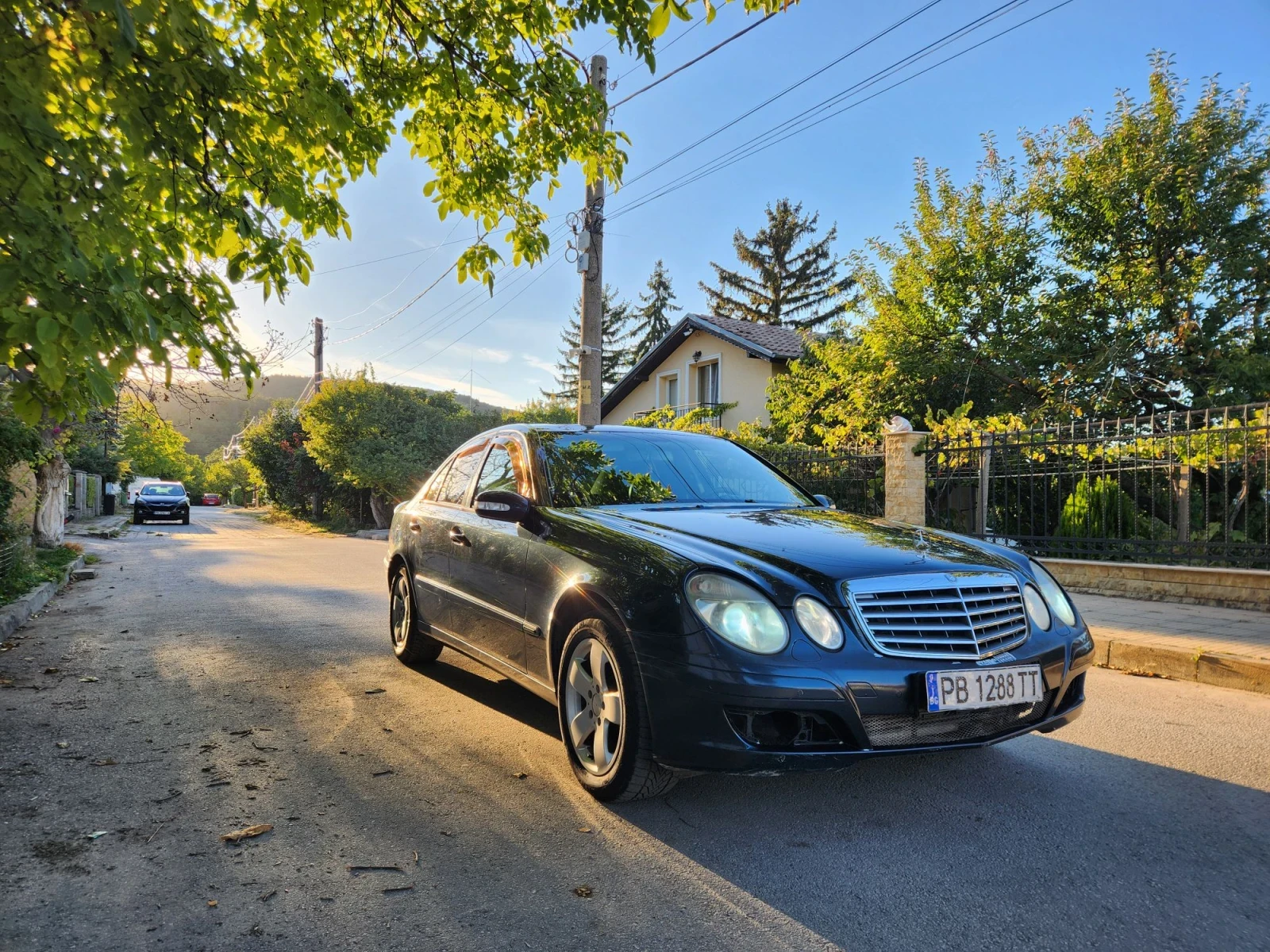Mercedes-Benz E 220