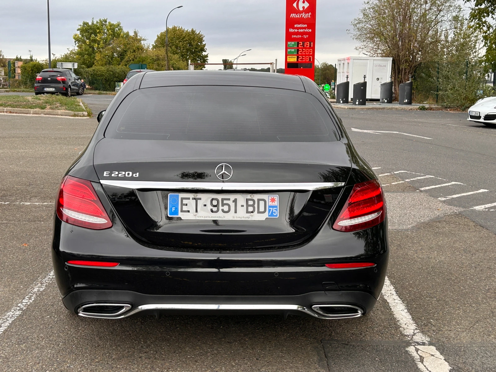 Mercedes-Benz E 220 D AMG LINE 9G 194 | Mobile.bg � ����������� 5