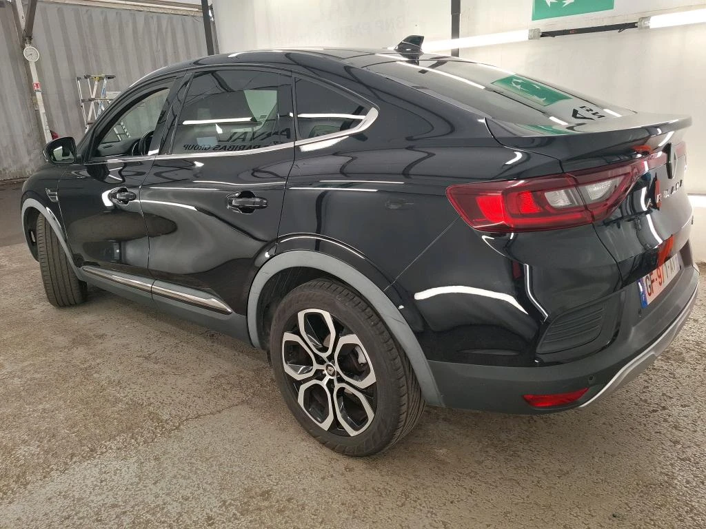 Renault Arkana Intens, снимка 4 - Автомобили и джипове - 56517652