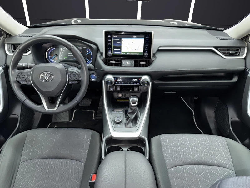 Toyota Rav4 * 2.5Hybrid* 4x4* TEAM D* NAVI* LED* ГАРАНЦИЯ 10г*, снимка 13 - Автомобили и джипове - 48442092