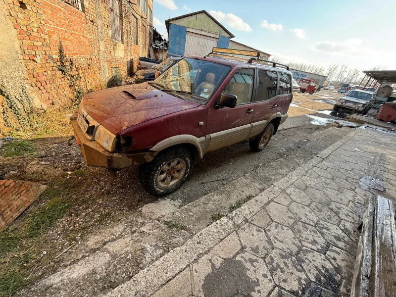 Nissan Terrano, снимка 2 - Автомобили и джипове - 49263180