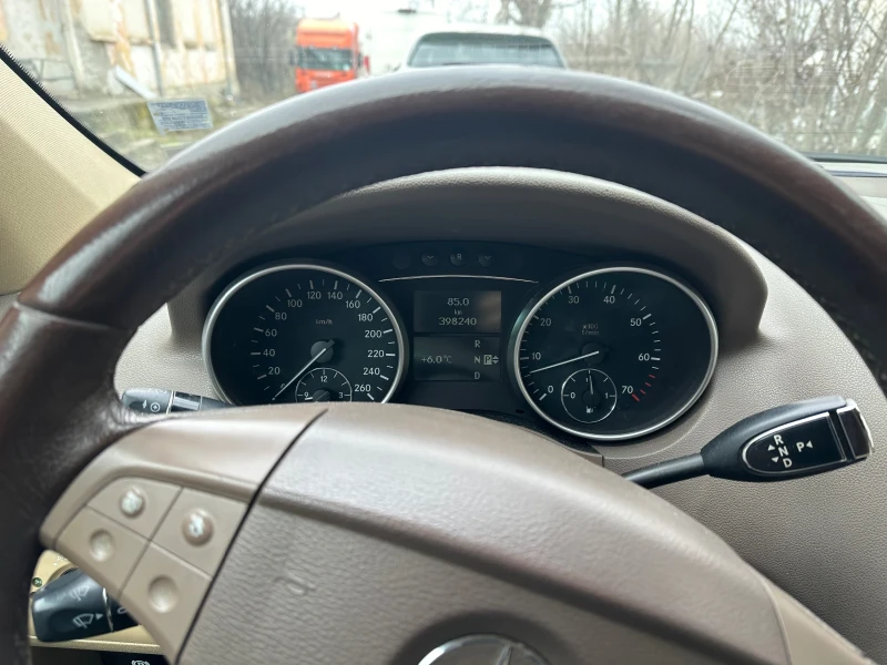 Mercedes-Benz ML 500, снимка 7 - Автомобили и джипове - 49350233