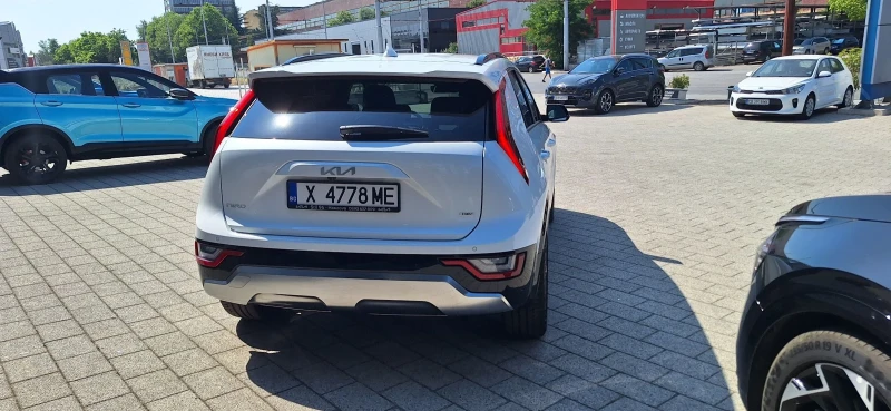 Kia Niro 1.6 HEV Limited, снимка 3 - Автомобили и джипове - 50821368