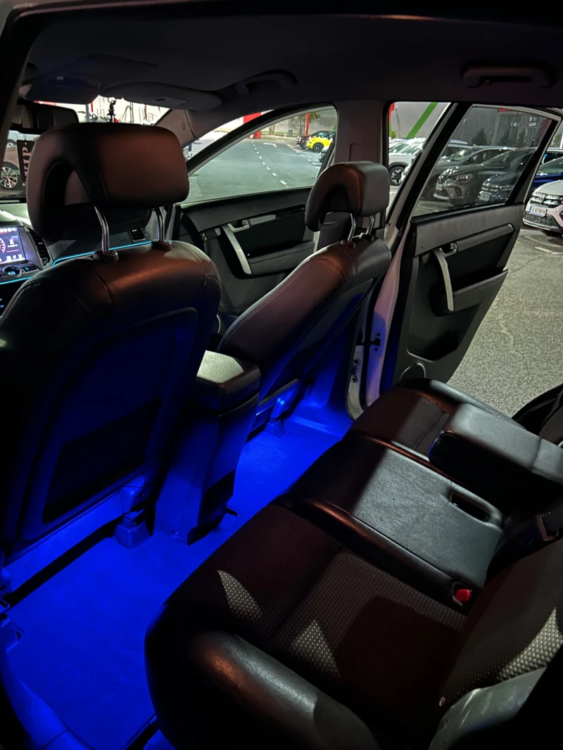 Chevrolet Captiva 2.2D 16v 4x4, снимка 16 - Автомобили и джипове - 53057678