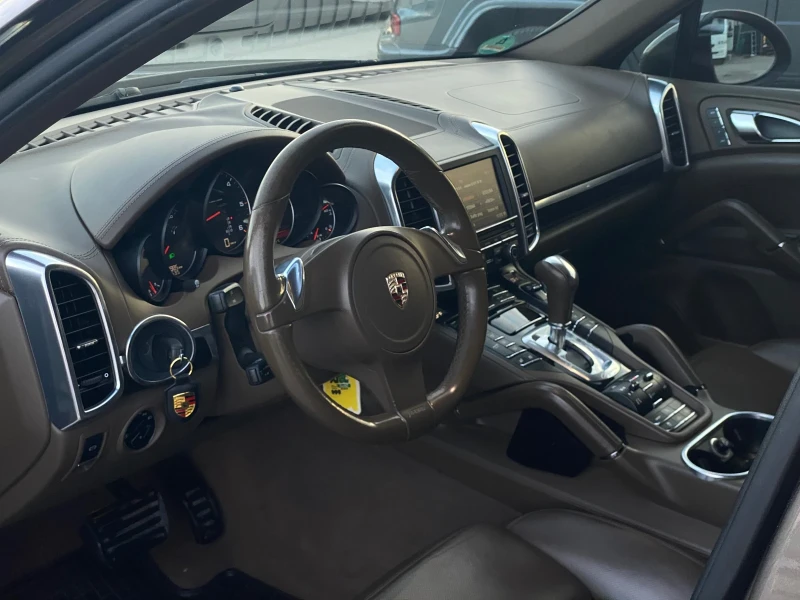 Porsche Cayenne, снимка 10 - Автомобили и джипове - 52306758