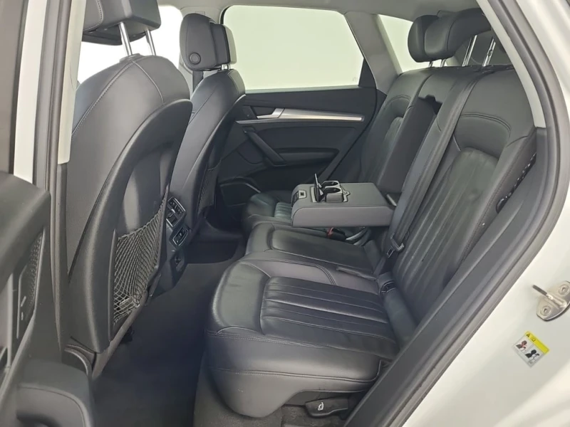 Audi Q5 * TECHNIK * CARFAX * БЕЗ ПЪРВОНАЧАЛНА ВНОСКА, снимка 12 - Автомобили и джипове - 53149819