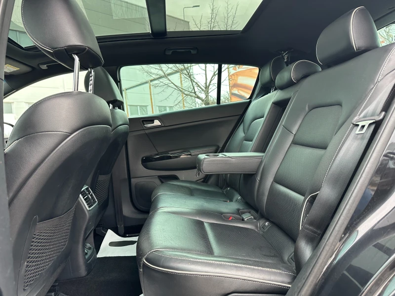 Kia Sportage, снимка 9 - Автомобили и джипове - 53285216