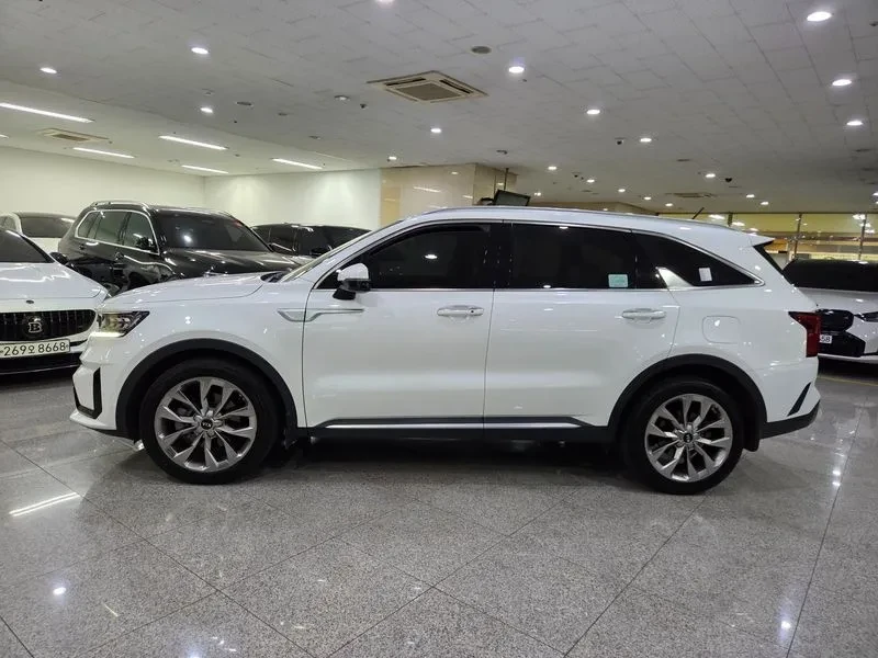 Kia Sorento Diesel 2.2 4Wd Prestige, снимка 3 - Автомобили и джипове - 56119141