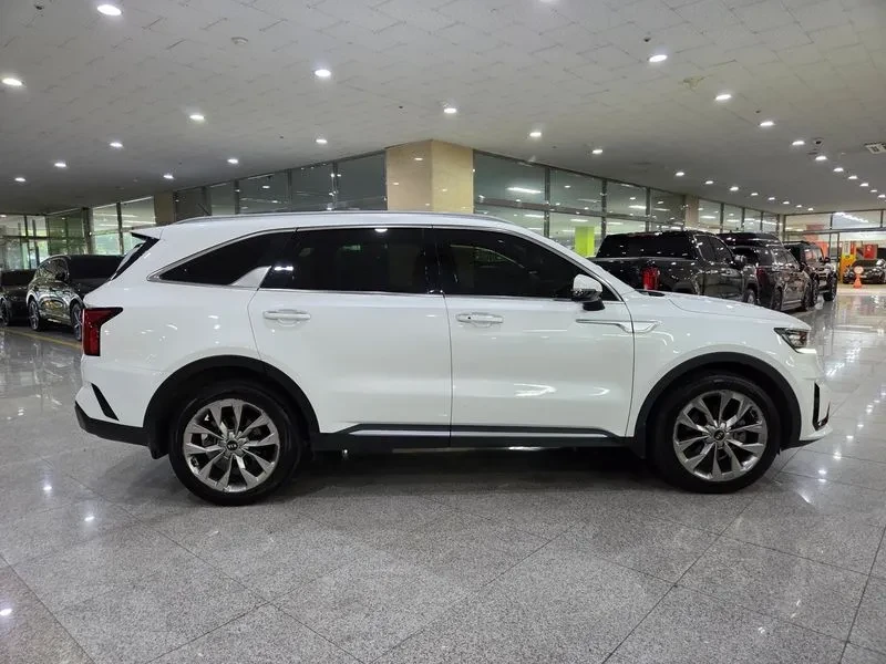 Kia Sorento Diesel 2.2 4Wd Prestige, снимка 5 - Автомобили и джипове - 56119141