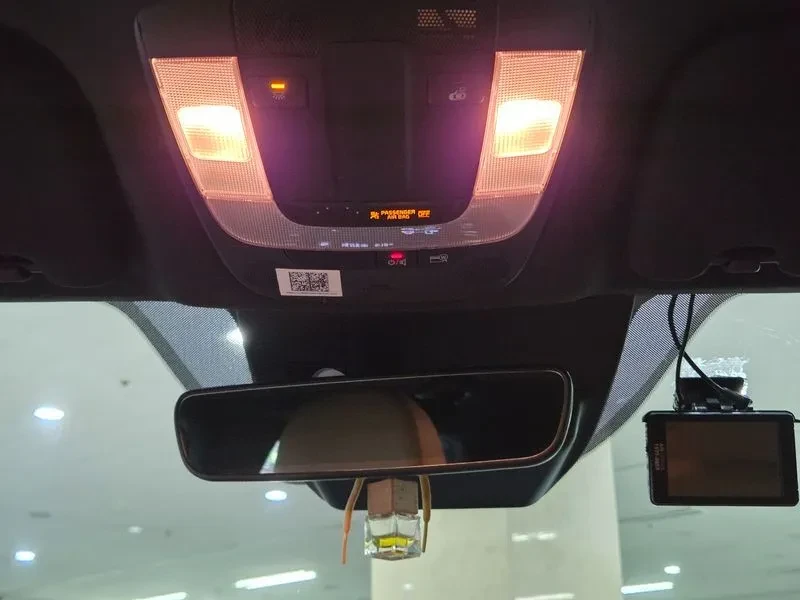 Kia Sorento Diesel 2.2 4Wd Prestige, снимка 17 - Автомобили и джипове - 56119141