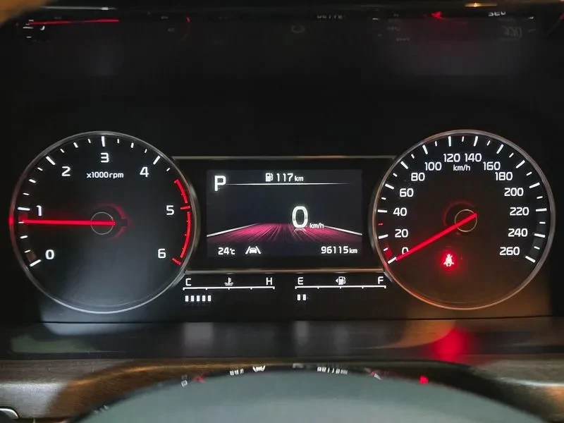 Kia Sorento Diesel 2.2 4Wd Prestige, снимка 11 - Автомобили и джипове - 56119141