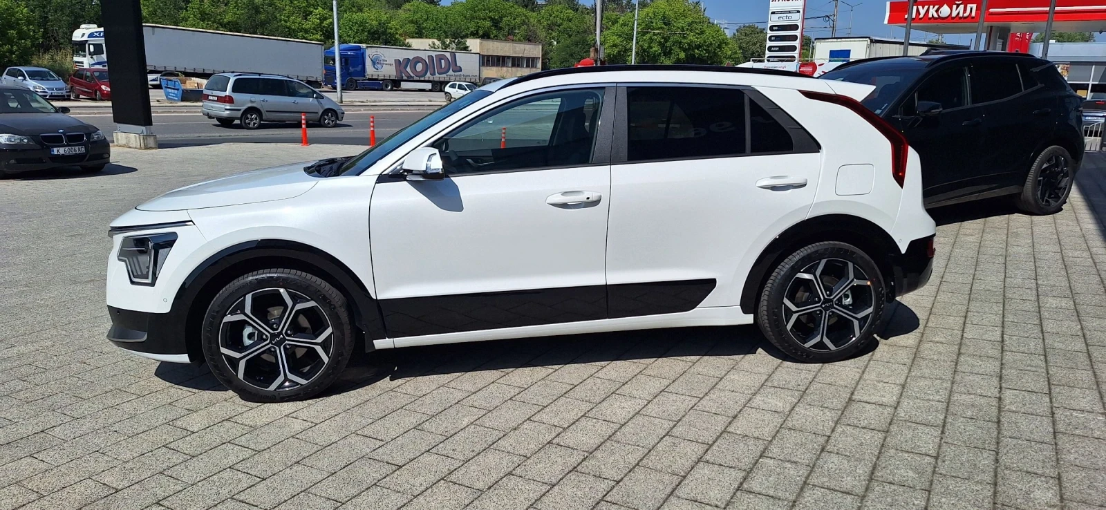 Kia Niro 1.6 HEV Limited - изображение 2