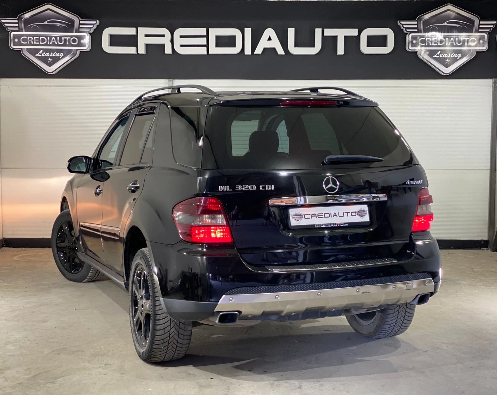 Mercedes-Benz ML 320 4 MATIC  - изображение 4