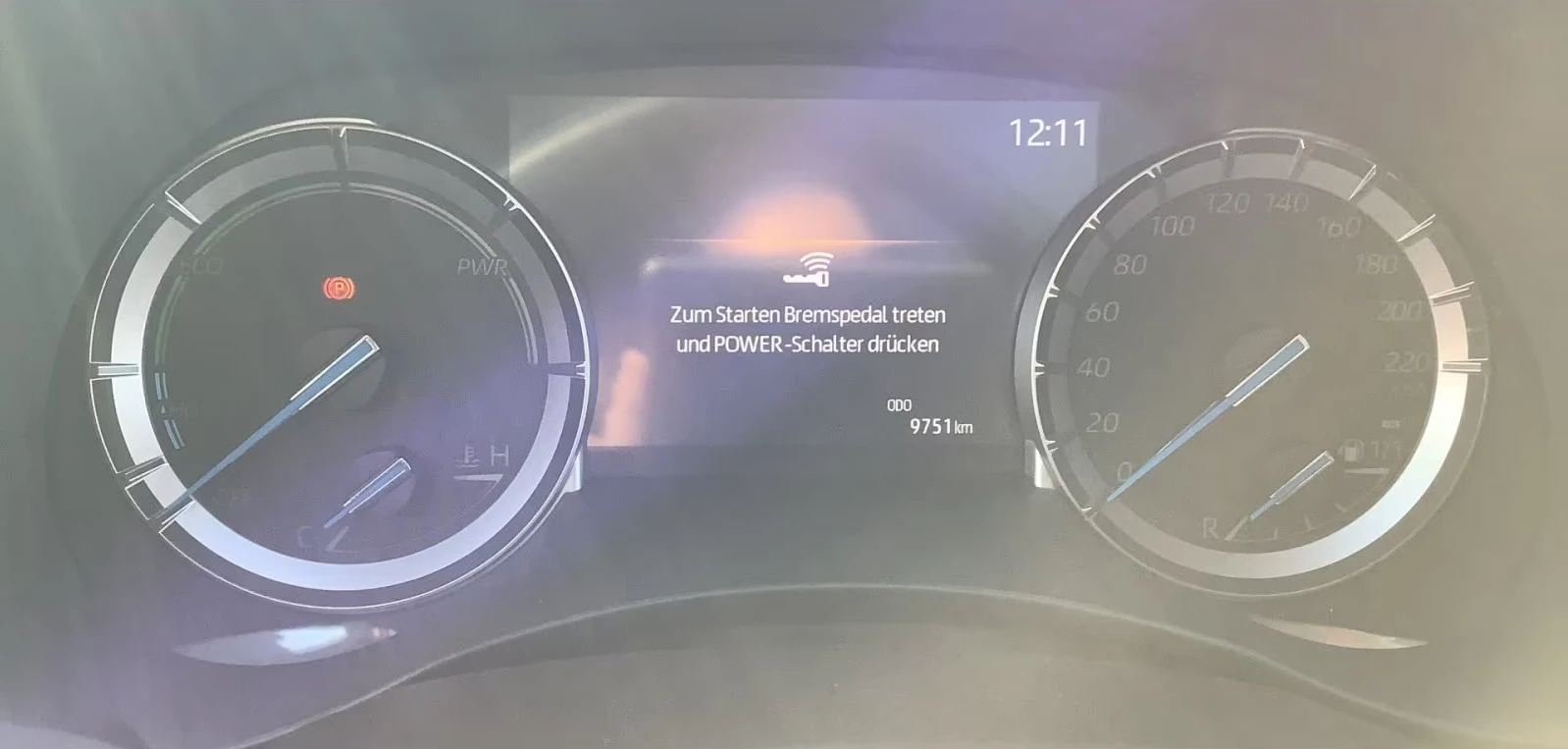 Toyota Highlander 2.5HEV/247HP/LUXURY/7S/PANO/CAM/NAVI/LED/944v | Mobile.bg � ����������� 13