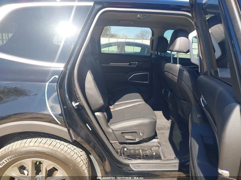 Kia Telluride 3.8l Lx, снимка 8 - Автомобили и джипове - 54094353