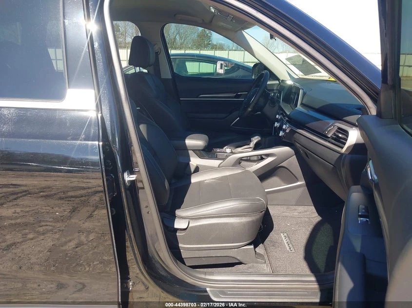 Kia Telluride 3.8l Lx, снимка 5 - Автомобили и джипове - 54094353