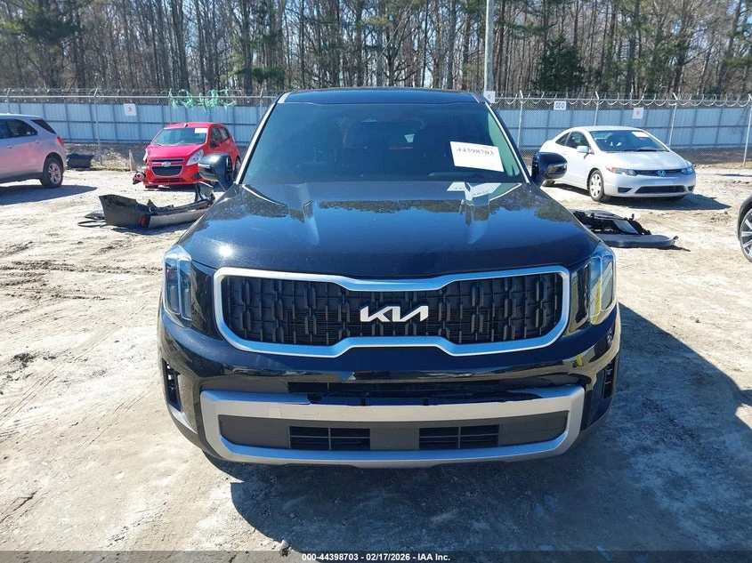 Kia Telluride 3.8l Lx, снимка 13 - Автомобили и джипове - 54094353