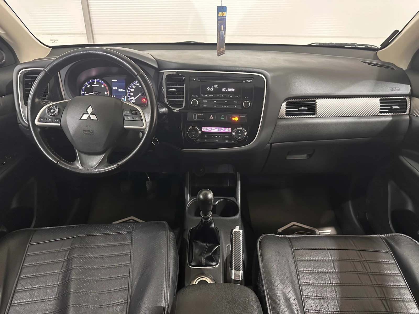 Mitsubishi Outlander 4x4, снимка 8 - Автомобили и джипове - 55175730