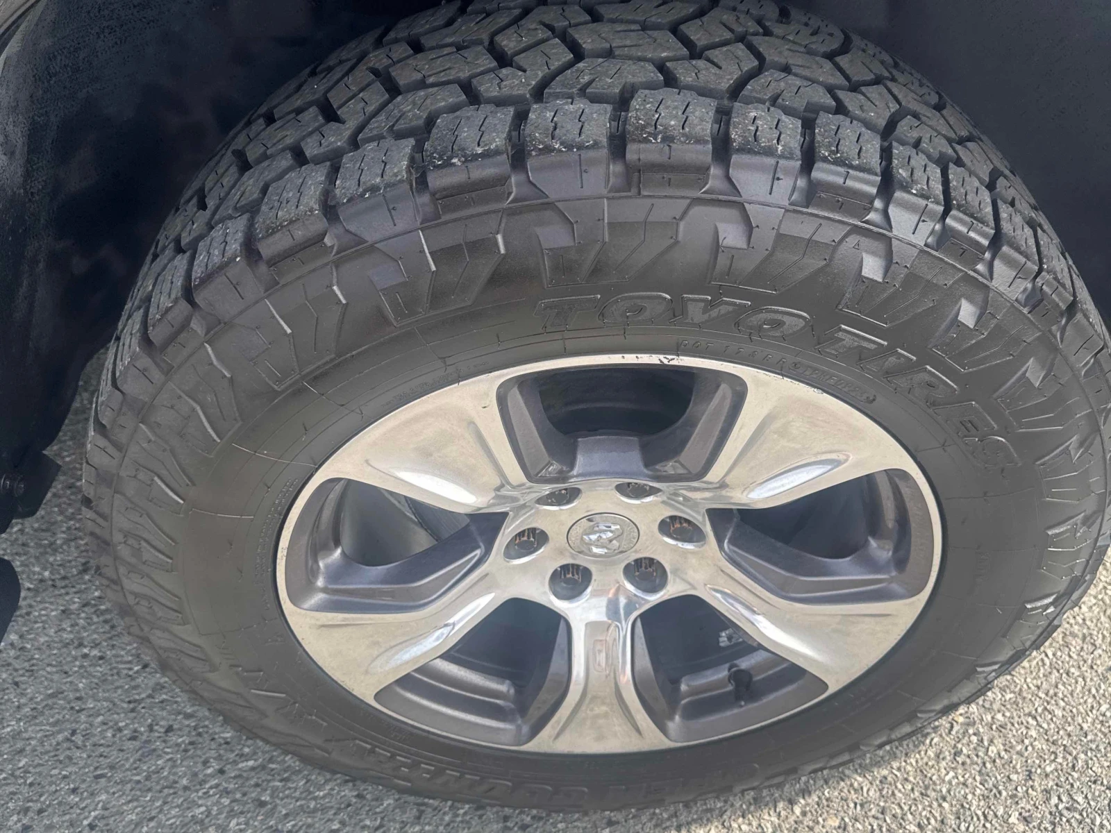 Dodge RAM 1500 Laramie / ОБДУХВАНЕ / CARFAX / АВТОКРЕДИТ , снимка 14 - Автомобили и джипове - 55884383