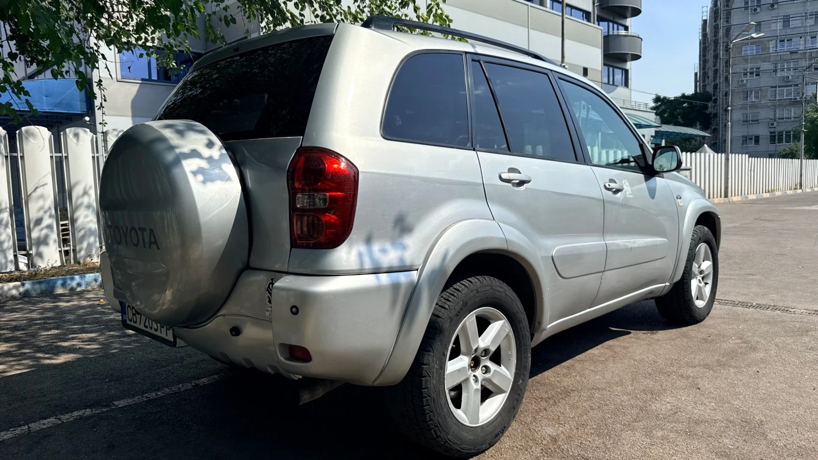Toyota Rav4, снимка 6 - Автомобили и джипове - 56022983
