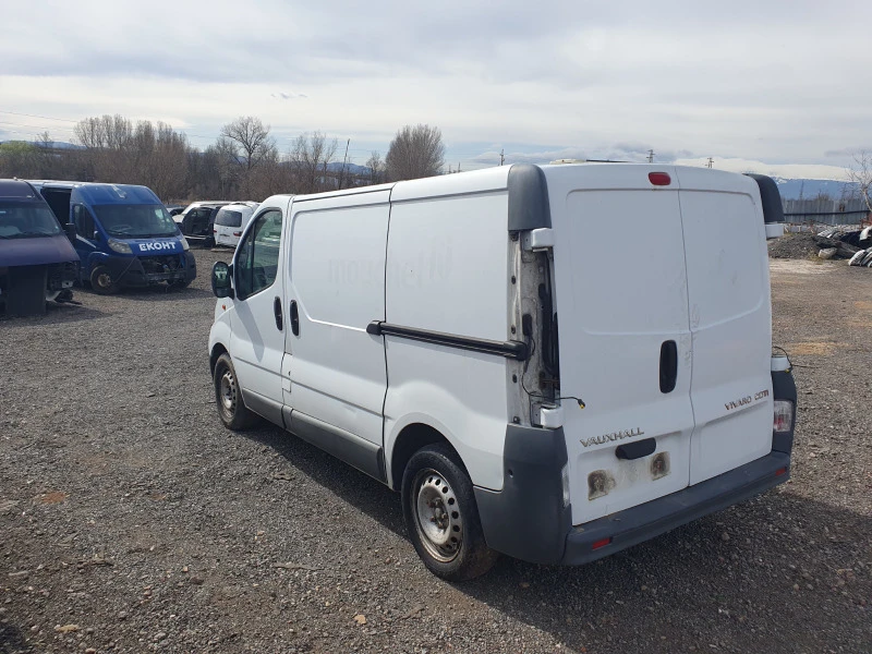 Opel Vivaro 2.0cdti/на части , снимка 3 - Бусове и автобуси - 48548133