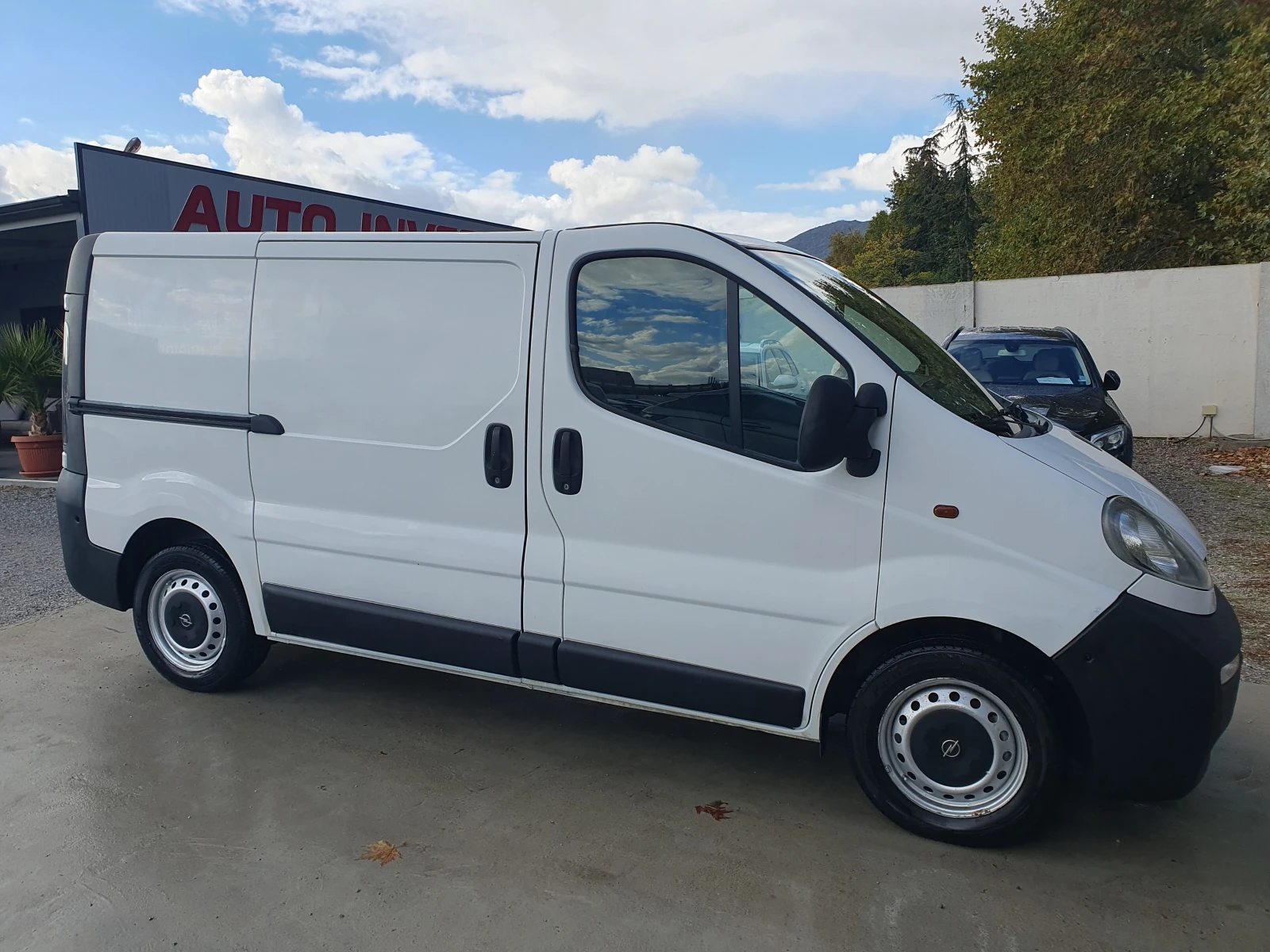 Opel Vivaro 1.9/82KS - изображение 8