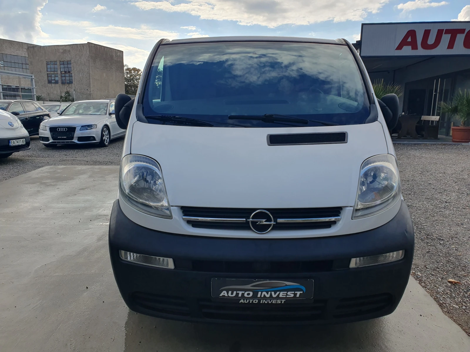 Opel Vivaro 1.9/82KS - изображение 2