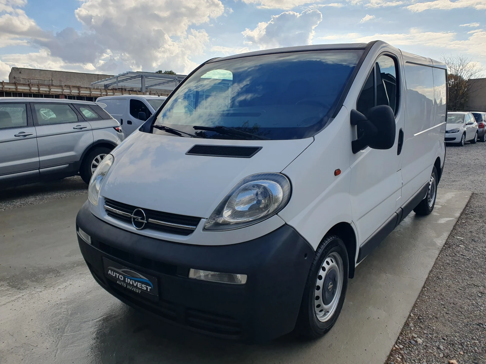 Opel Vivaro 1.9/82KS - изображение 3