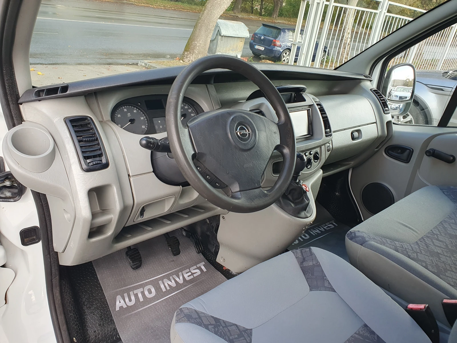 Opel Vivaro 1.9/82KS - изображение 10