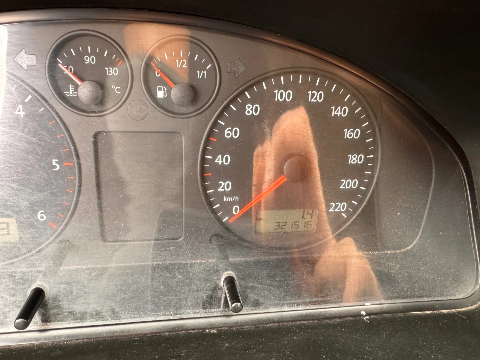 VW T5, снимка 14 - Бусове и автобуси - 53932767