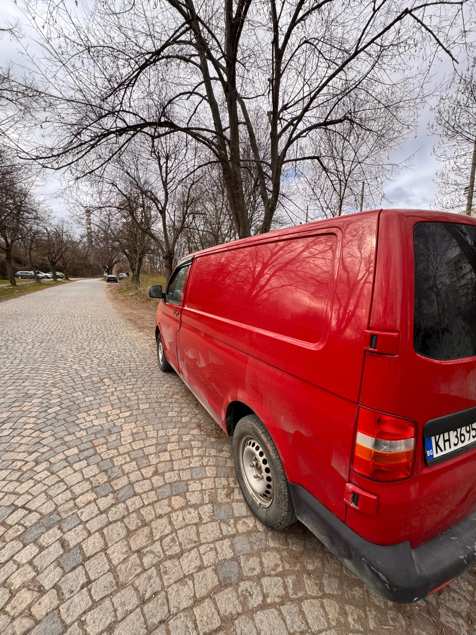 VW T5, снимка 5 - Бусове и автобуси - 53932767