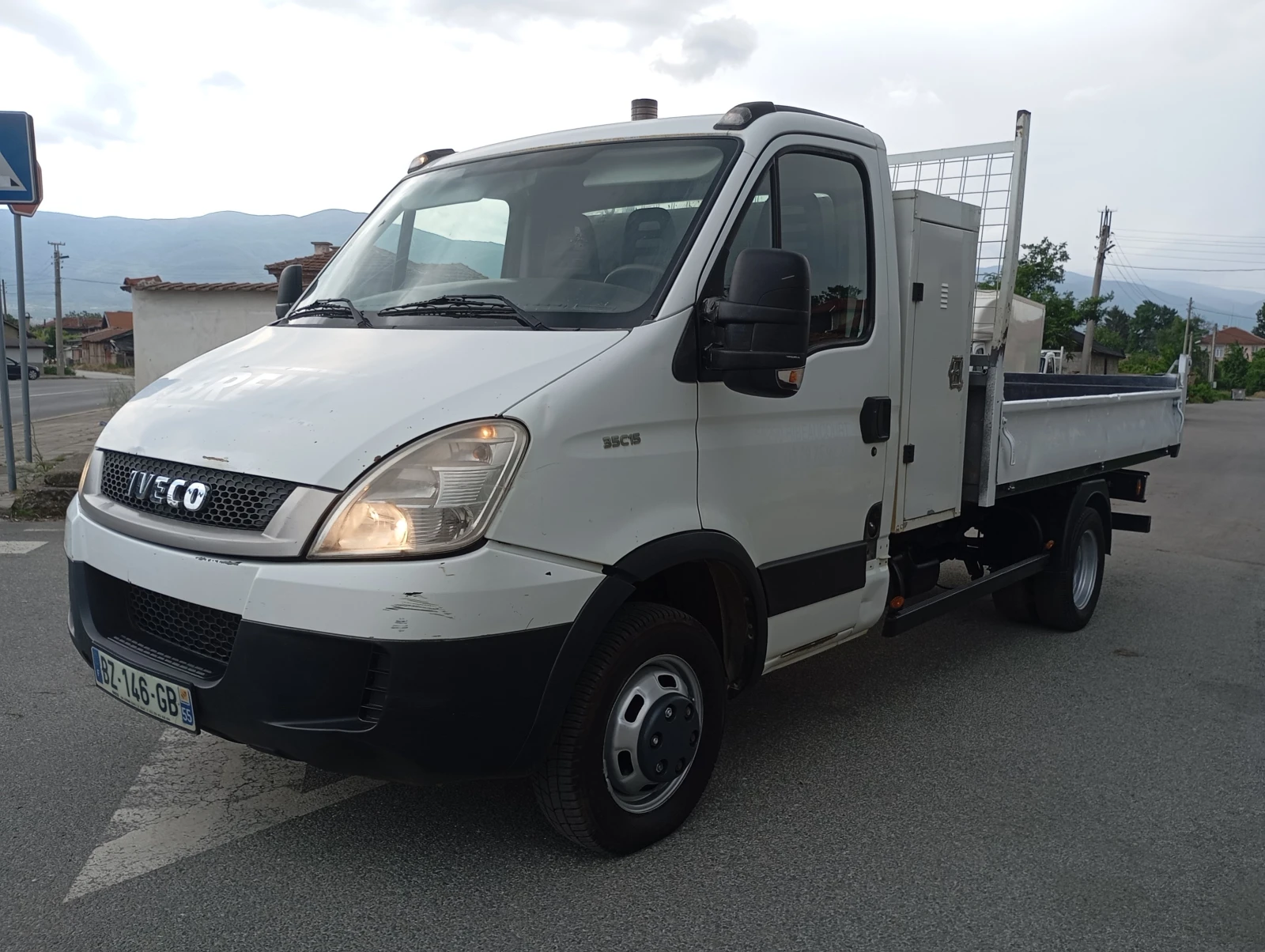 Iveco 35c15 САМОСВАЛ * 3.5 т.Б кат., снимка 3 - Бусове и автобуси - 54529812