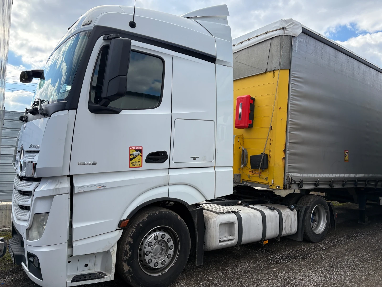 Mercedes-Benz Actros  - изображение 3