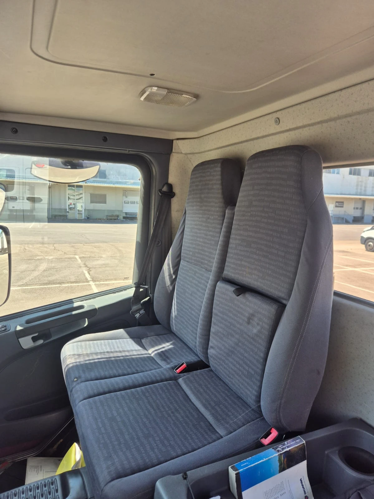 Scania P 380 6x2-Ретардер-Клима, снимка 10 - Камиони - 55426115