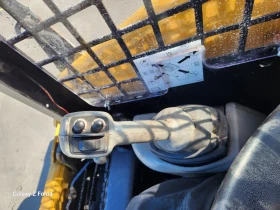 Мини челни товарачи Cat 226B-ПЕРФЕКТЕН, снимка 6