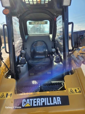 Мини челни товарачи Cat 226B-ПЕРФЕКТЕН, снимка 5