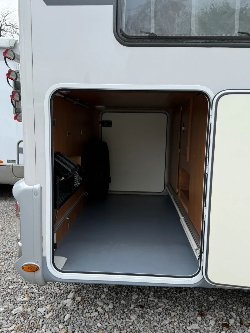 Кемпер LMC Liberty Cruiser2-674, снимка 8 - Каравани и кемпери - 52344953