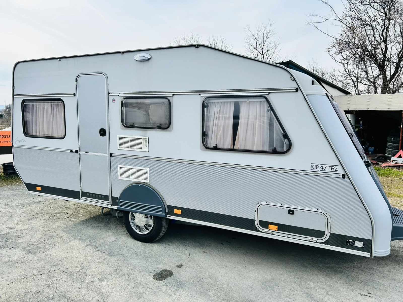 Каравана KIP GreyLine 47 Solar Powered, снимка 6 - Каравани и кемпери - 50649075