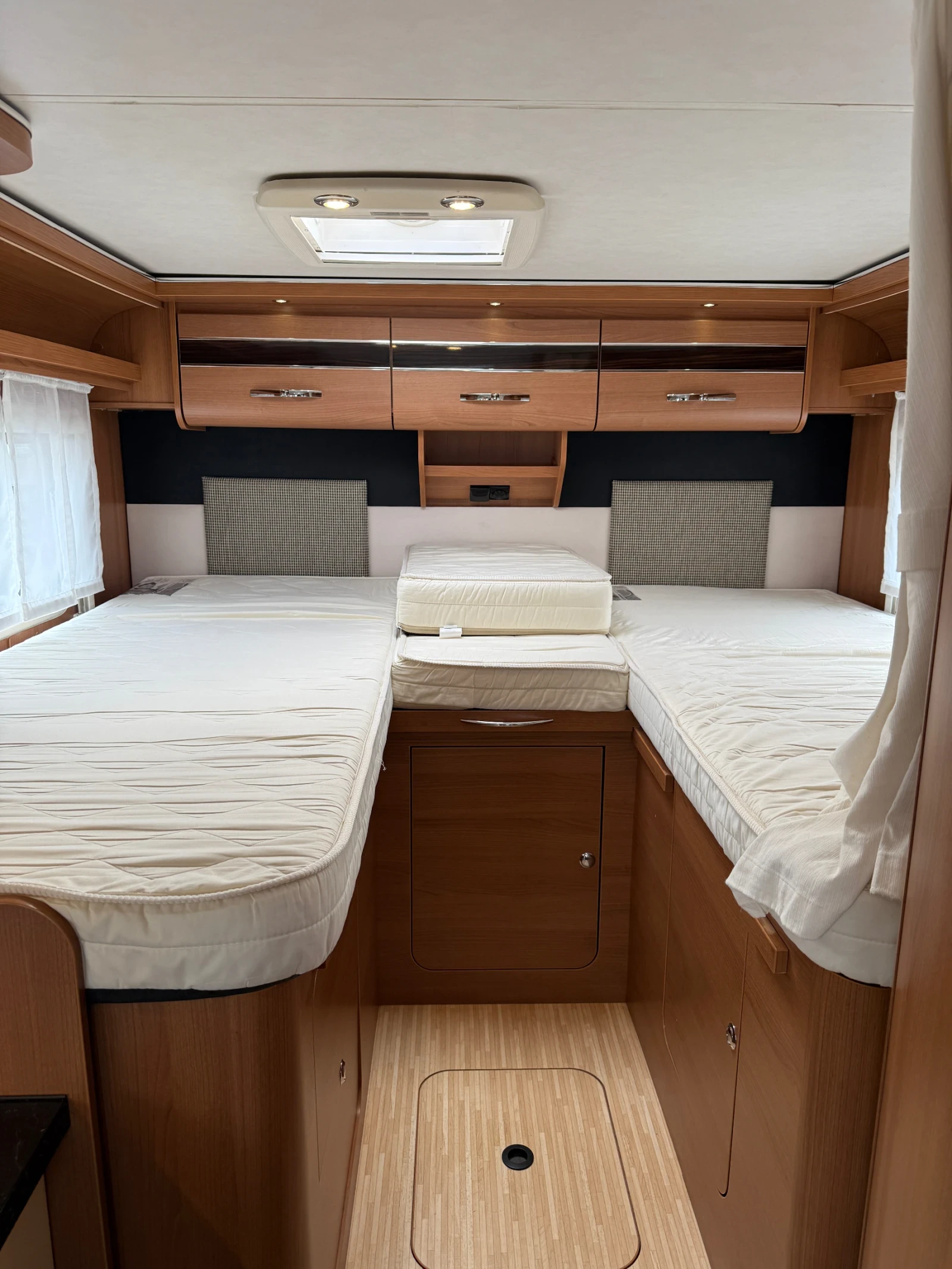  LMC Liberty Cruiser2-674 | Mobile.bg   16