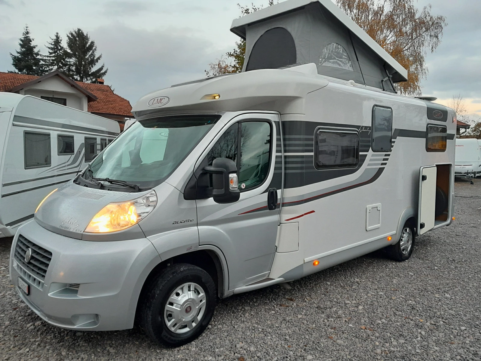  LMC Liberty Cruiser2-674 | Mobile.bg   1