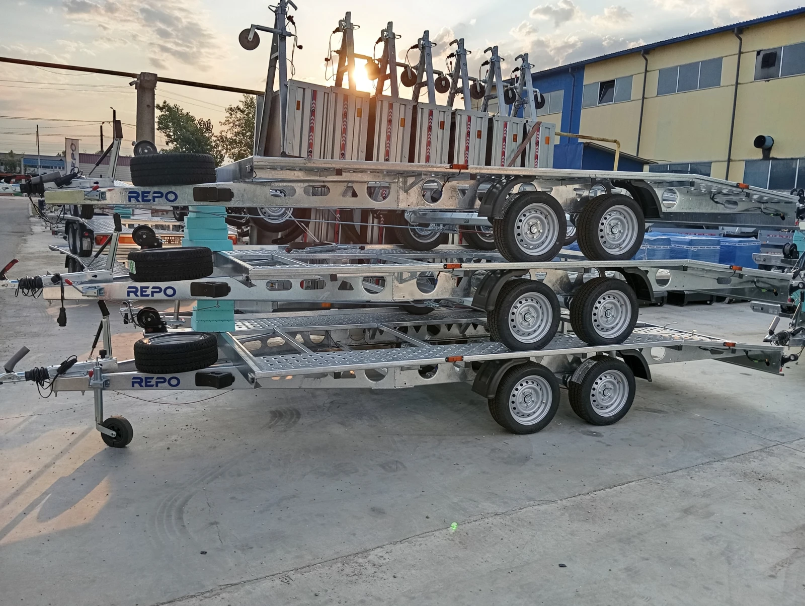   REPO TRAILERS-4.50/2.10-195/50/13-C | Mobile.bg   15