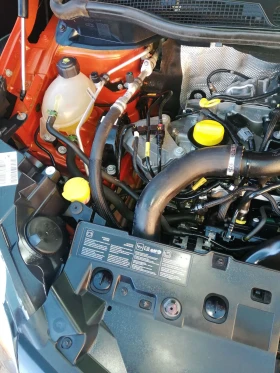 Renault Captur БЕНЗИН УНИКАТ 25000 КМ, снимка 9
