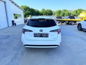 Обява за продажба на Toyota Corolla 1.8i* Facelift Hybrid* Гаранция*  ~35 599 лв. - изображение 4